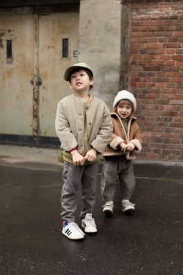 kids-fashion-editorial-berlin-outdoor-winter-look.jpg 