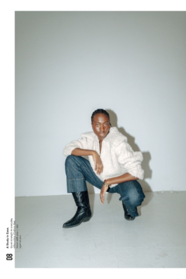 Editorial fashion lookbook exploring soft power, modern silhouettes and quiet confidence. Photographed by Berlin-based fashion photographer Miriam Dang.