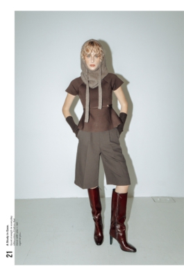 Editorial fashion lookbook exploring soft power, modern silhouettes and quiet confidence. Photographed by Berlin-based fashion photographer Miriam Dang.